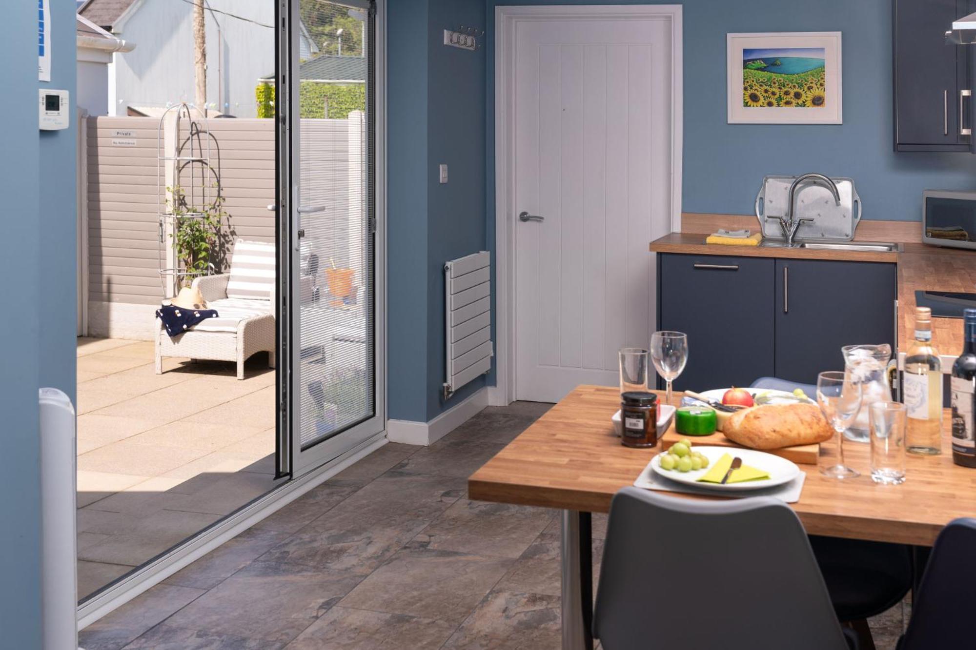 Fabulous Apartment For 2 In Llansteffan Llanstephan  Exterior photo
