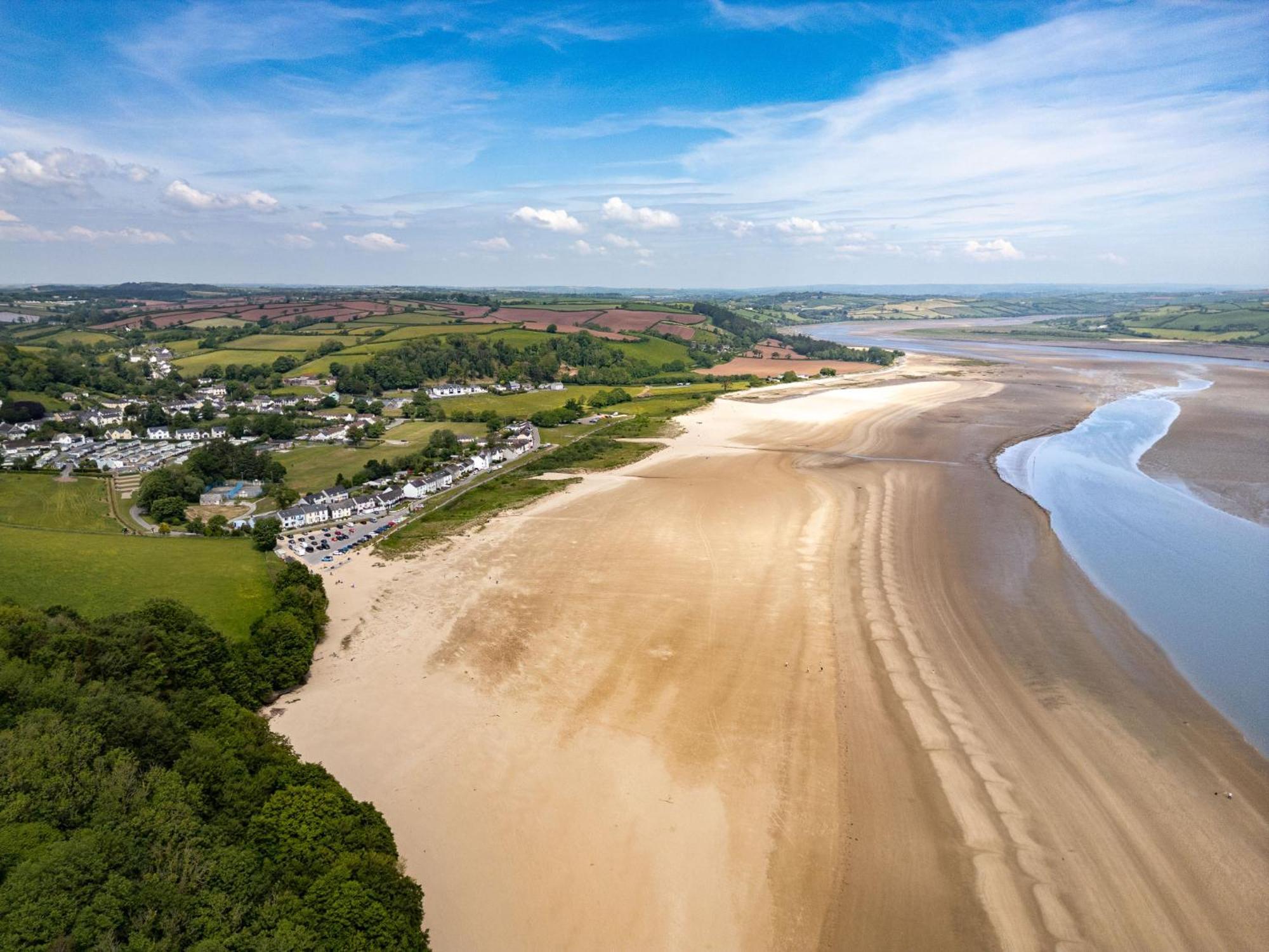 Fabulous Apartment For 2 In Llansteffan Llanstephan  Exterior photo